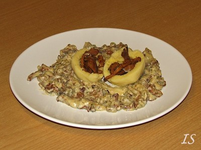 Kartoffelknödel mit Eierschwammerl