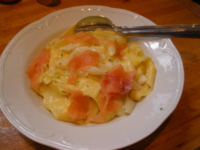 Pappardelle mit Spargel und Räucherlachs Rezept