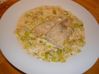 Lachsfilet in Lauchsahnesoße Rezept