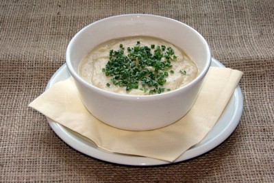 Topinambur-Zwiebel-Suppe Rezept