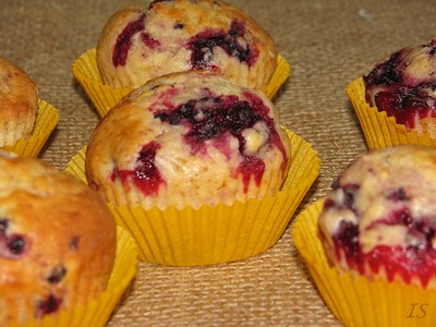 Buttermilch-Brombeeren-Muffins Rezept