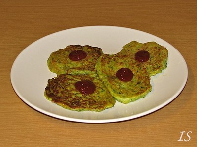 Zucchini fritters Rezept