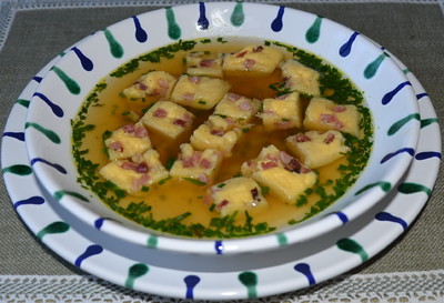 Tiroler Schöberlsuppe Rezept