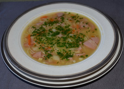 Ausgiebige Nudelsuppe Rezept