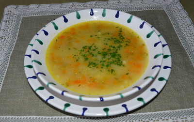 Einbrennsuppe mit Kartoffeln und Paprika Rezept