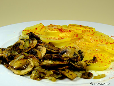 Champignons mit Mosterdäpfel Rezept