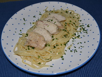 Rezept Hühnerfilet auf Zitronen-Spaghetti Hühnerfilet auf Zitronen-Spaghetti Rezept