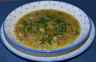 Pastinakensuppe mit Faschierten Rezept