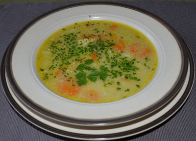 Knoblauch-Hendl-Suppe Rezept