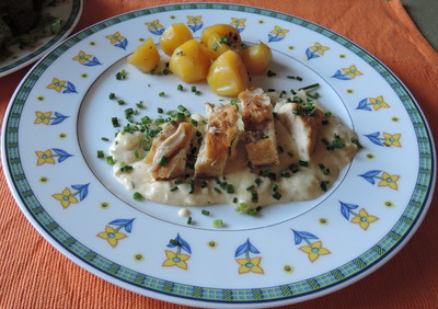 Hühnerfilet auf Käsesoße Rezept