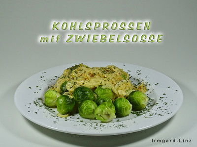 Kohlsprossen in Zwiebelsosse Rezept