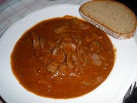 Niernderl in Rotweinsoße Rezept