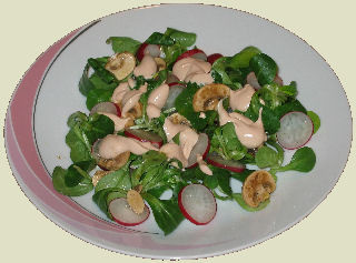 Feldsalat mit Radieschen und Champignons Rezept