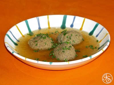 Leberknödelsuppe / 1 Rezept