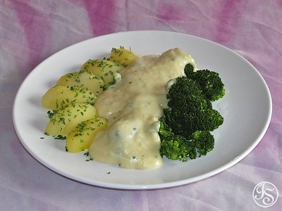 Brokkoli mit Käsesauce Rezept