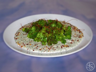 Brokkoli mit Kräuter-Käse-Sauce Rezept