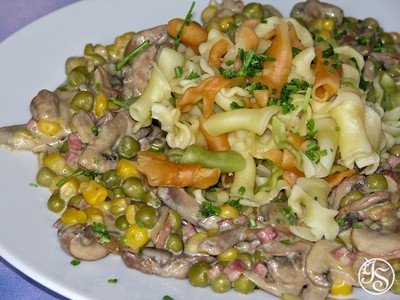 Champignonpfanne mit Gigli tricolori Rezept