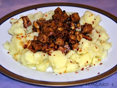 Tofu mit Erdnüssen Rezept