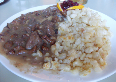 Rehragout mit Eierschwammerl Rezept