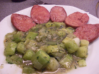 Lauchgemüse mit Wurst Rezept