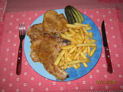 Schweinkotelett gebraten mit Pommes Rezept