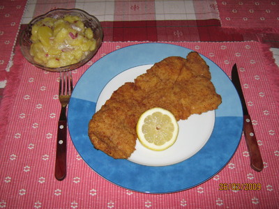 Wienerschnitzel &amp; Erdäpfelsalat Rezept