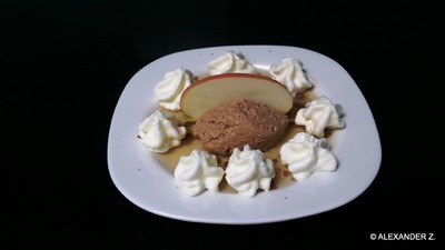Tobleronemousse auf Apfelgelee Rezept