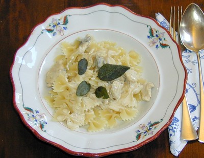 Farfalle mit Huhn und Salbei Rezept