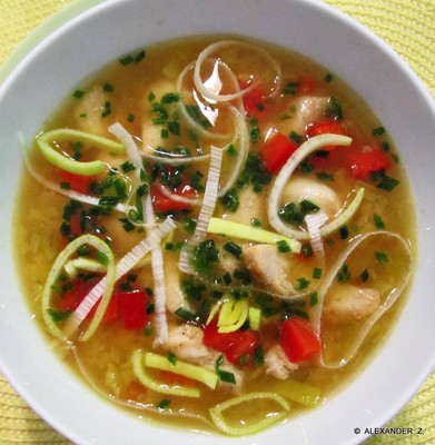 Geflügelsuppe mit roten Linsen Rezept