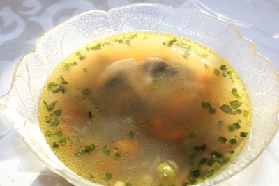 Gemüsesuppe mit Champignons Rezept