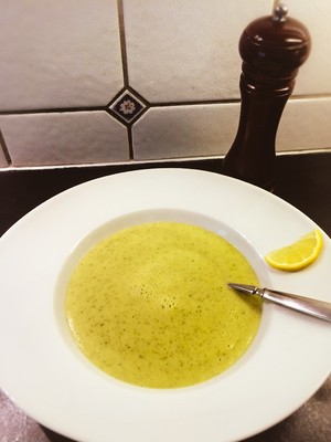 Zucchinischaumsuppe Rezept