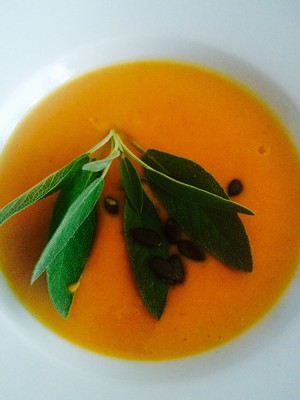 Kürbissuppe mit Orangenaroma Rezept