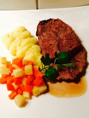 Geschmorter Rindsbraten  Rezept