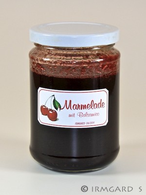 Kirschmarmelade mit Balsamico Rezept