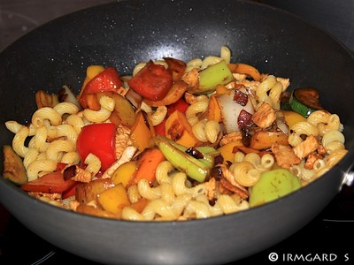 Putenfilet mit Gemüse aus dem Wok Rezept