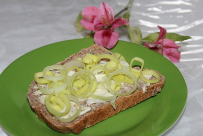 Frühstücksbrot mit Lauch Rezept