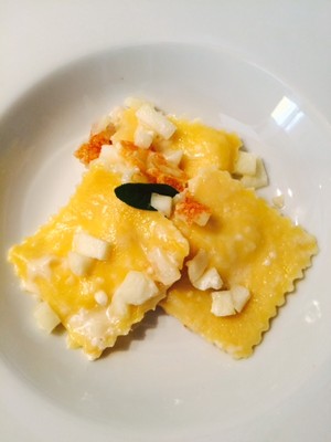 Ravioli mit Pecorino und Birnen Rezept