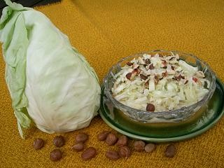 Spitzkohlsalat mit Joghurtsoße Rezept