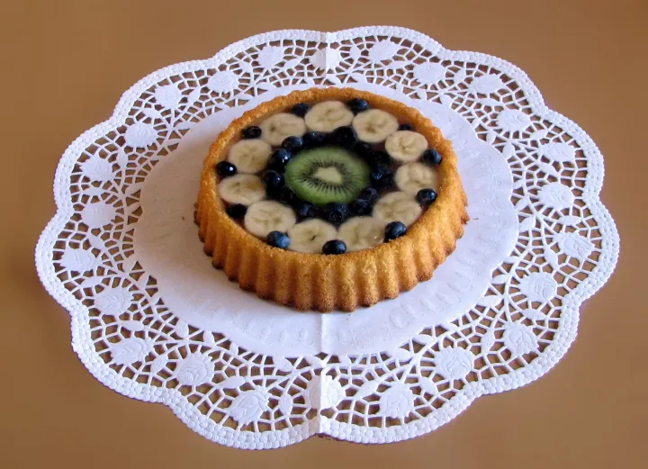 Obsttorte mit Heidelbeeren