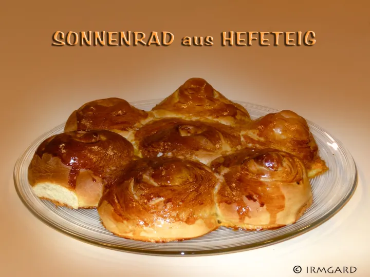 Sonnenrad aus Hefeteig