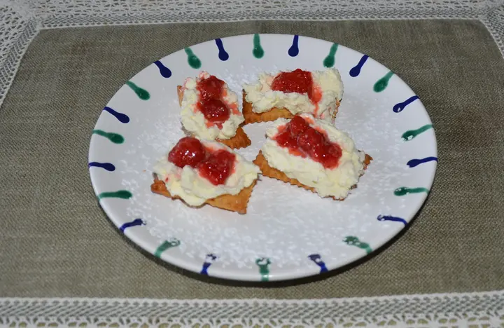 Schnelle Blätterteigschnitten