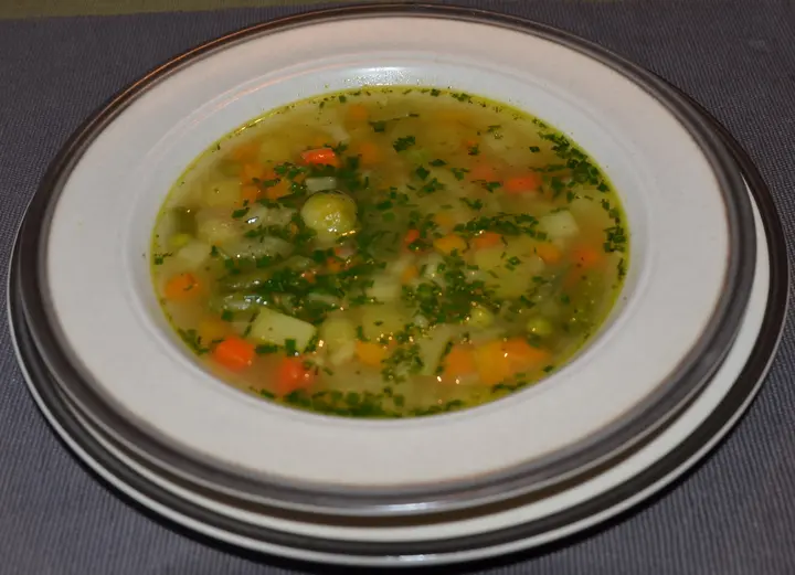 Gemüsesuppe