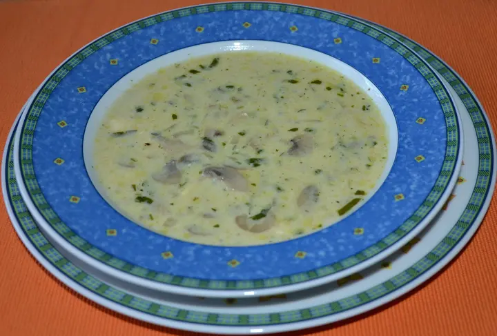 Champignon-Käse-Suppe