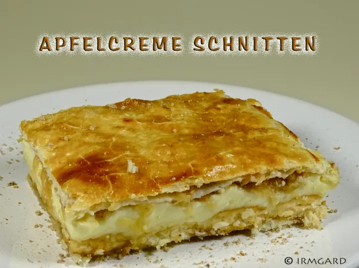 Apfelcremeschnitten