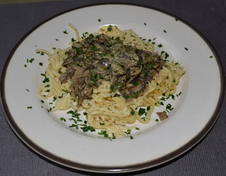 Sparghetti mit Champignonsoße