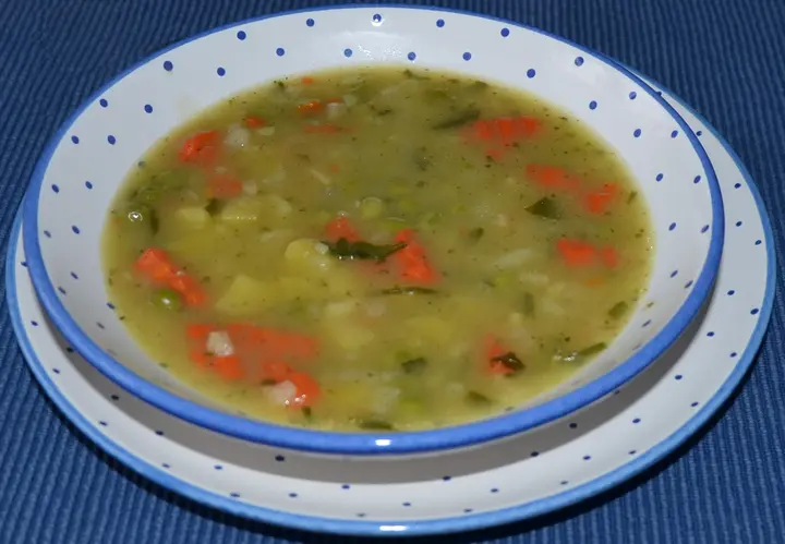 Gemüsesuppe
