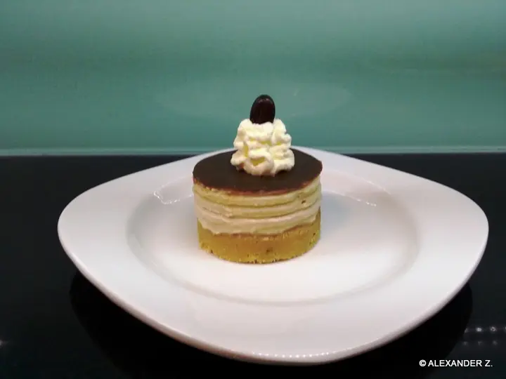 Espresso Marzipan Törtchen