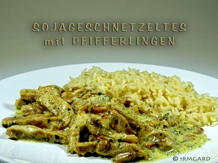Sojageschnetzeltes mit Pfifferlingen
