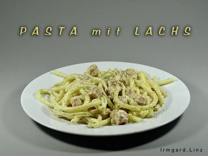 Pasta mit Lachs