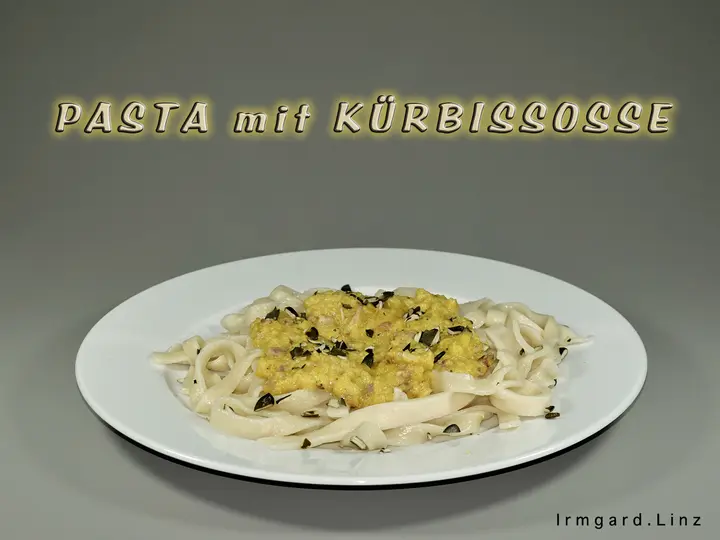 Pasta mit Kürbissosse